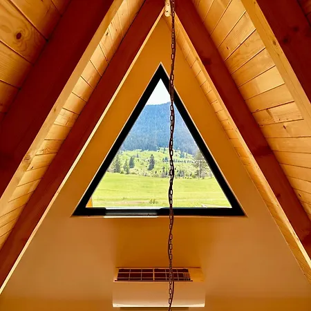 Odmor - Lacky 샬레